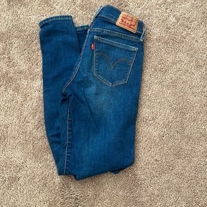 Levi’s 710 Super Skinny Jeans
